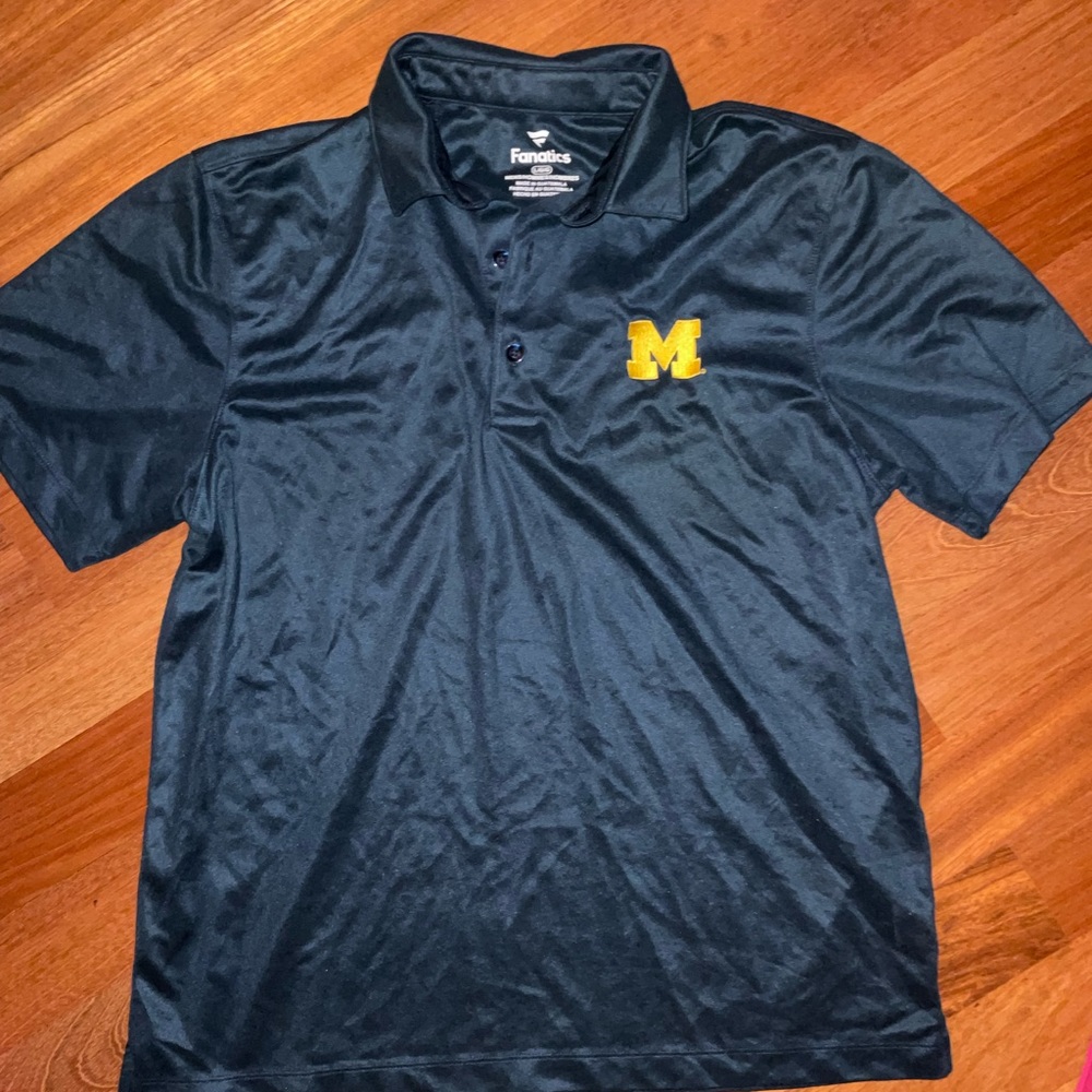 University of Michigan men’s Polo size large
